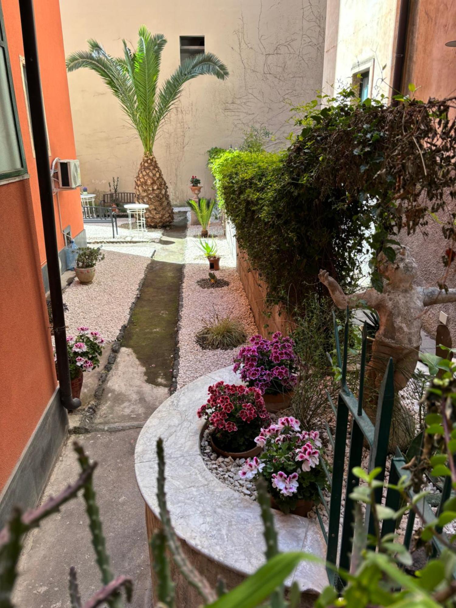 Il Giardino Casa Vacanze Катания Екстериор снимка