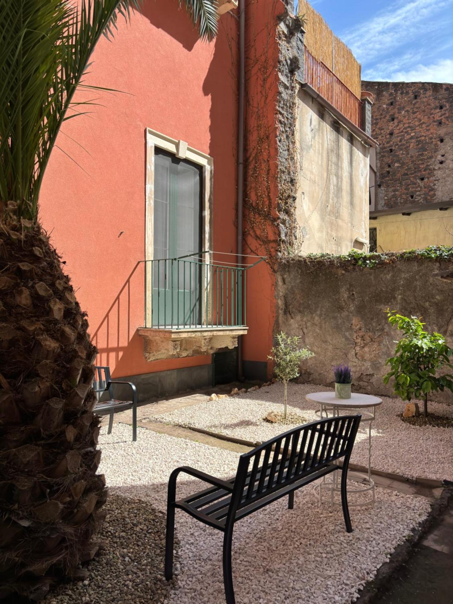 Il Giardino Casa Vacanze Катания Екстериор снимка